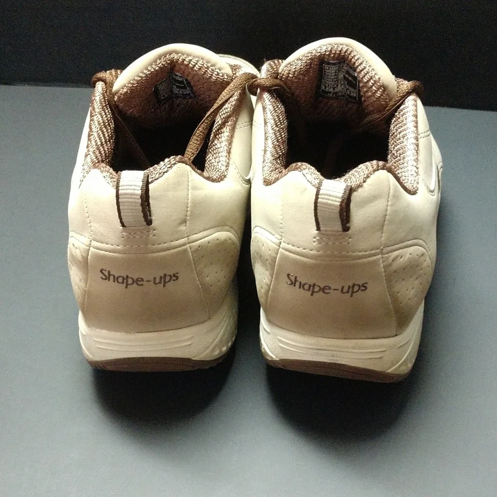 Skechers Shape-ups Leather Shoes Size 9.5